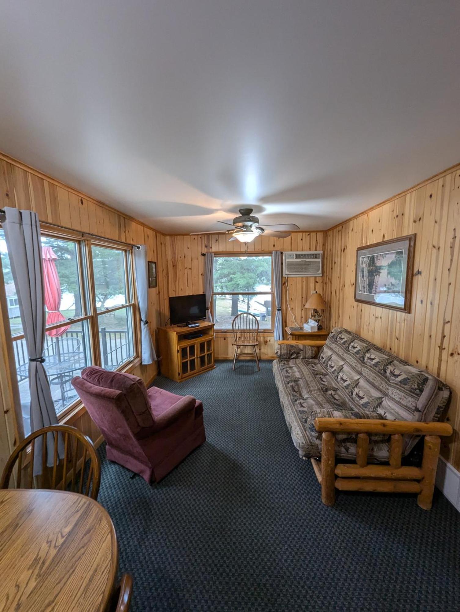 Riverside Point Resort Motel Park Rapids Екстериор снимка