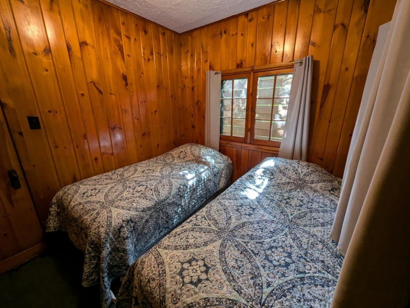 Riverside Point Resort Motel Park Rapids Екстериор снимка