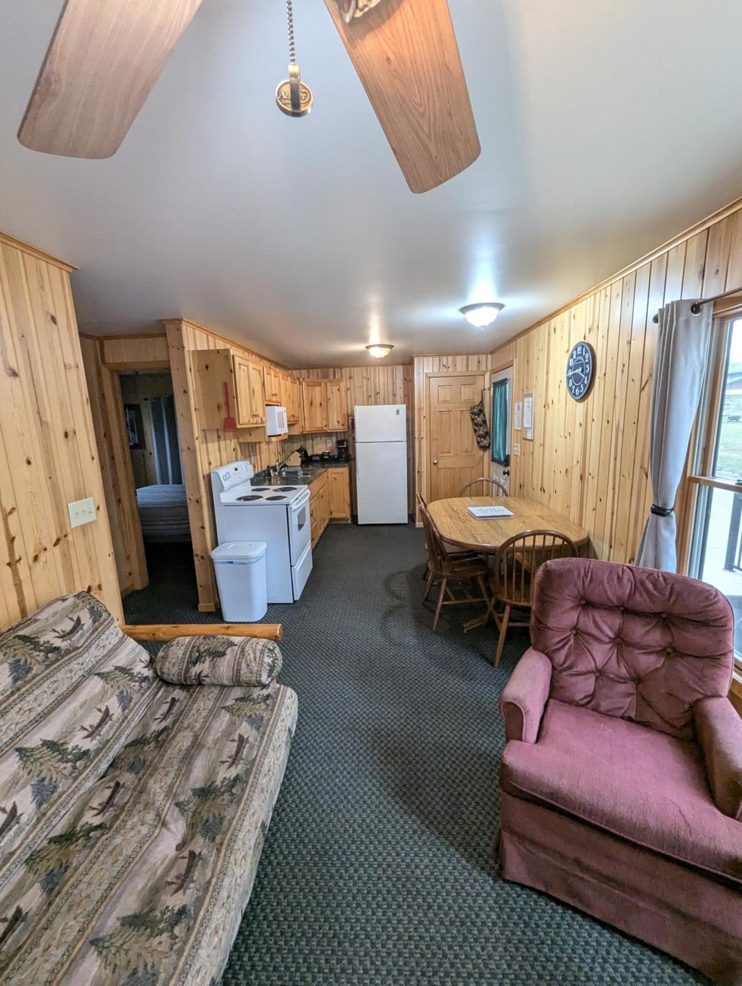 Riverside Point Resort Motel Park Rapids Екстериор снимка